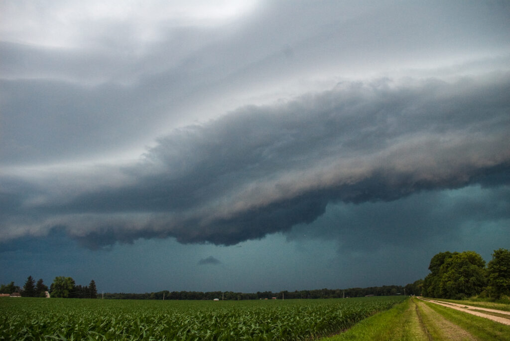 Shelf Cloud near Rockford, IL