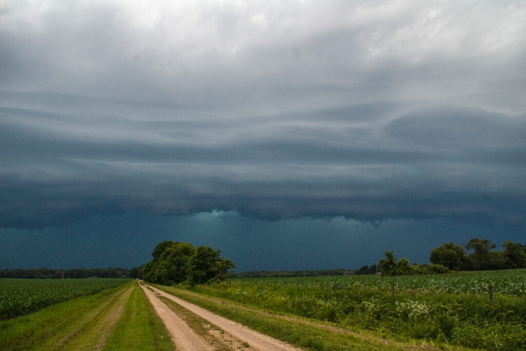 Shelf Cloud near Rockford, IL