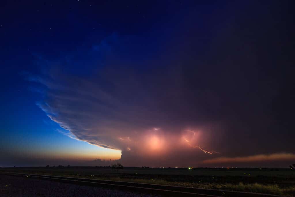 Northern Oklahoma Supercell at dusk near Enid