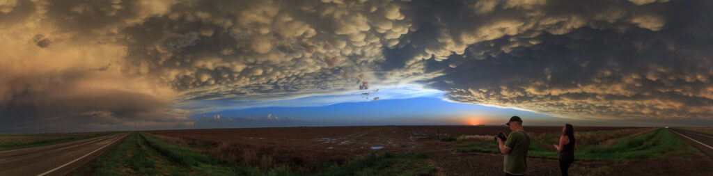 Mammatus over Dodge City