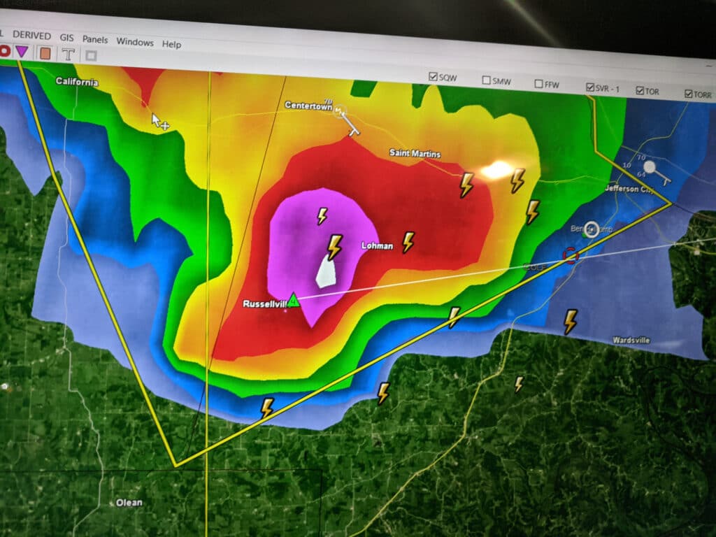 Got into a nocturnal hailstorm near Jefferson City